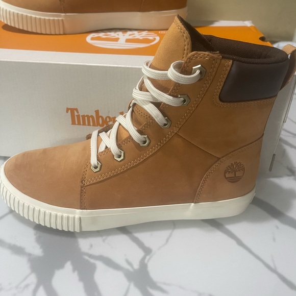 Timberland boots women Size 8 New - Picture 2 of 7
